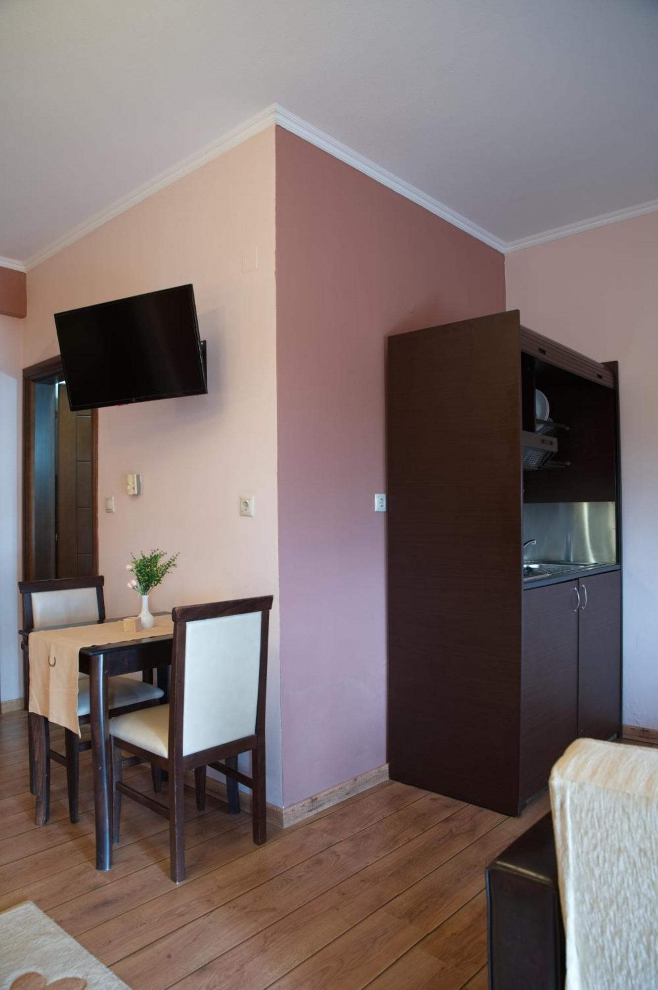 Hotel Agnanti Unique Hospitality Кастория Экстерьер фото